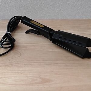 Black Flat Iron
